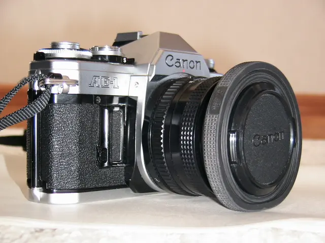 AE-1
