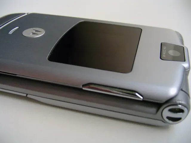 RAZR V3